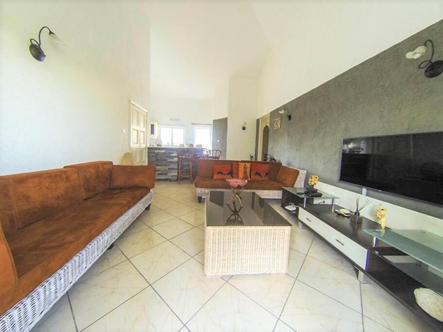 Charming Residence Near The Beach-Orchidees Flic en Flac Ngoại thất bức ảnh
